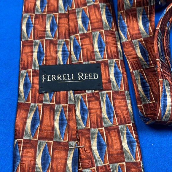 Ferrell Reed100% silk tie - Picture 2 of 3